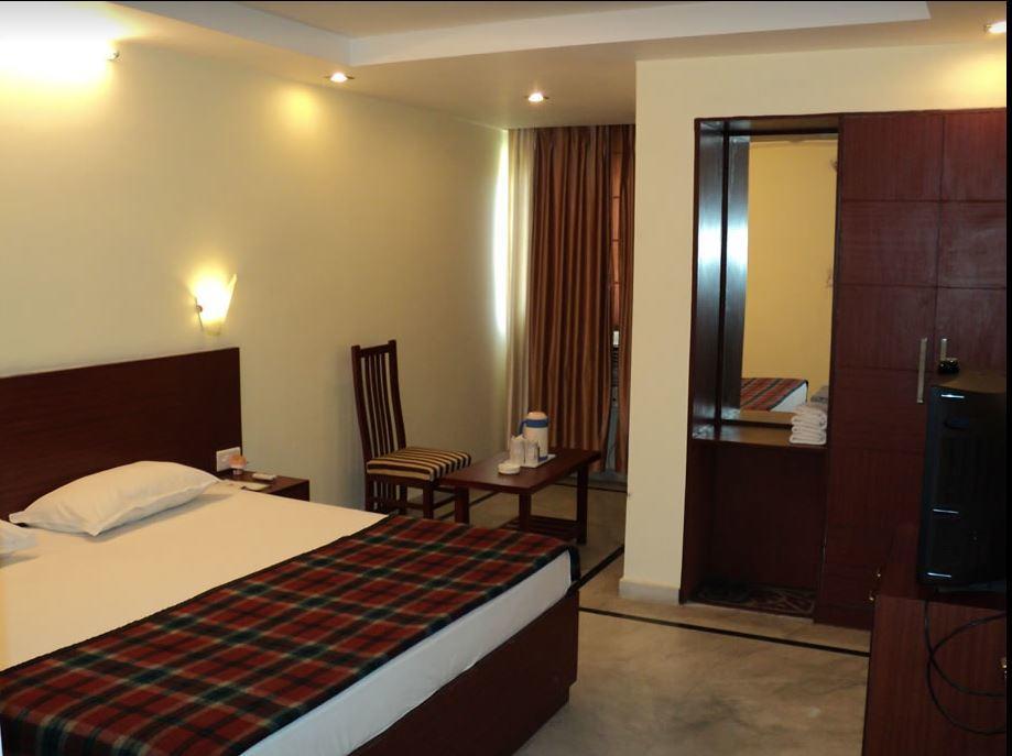 Hotel Swagat Palace Bhiwadi Екстер'єр фото